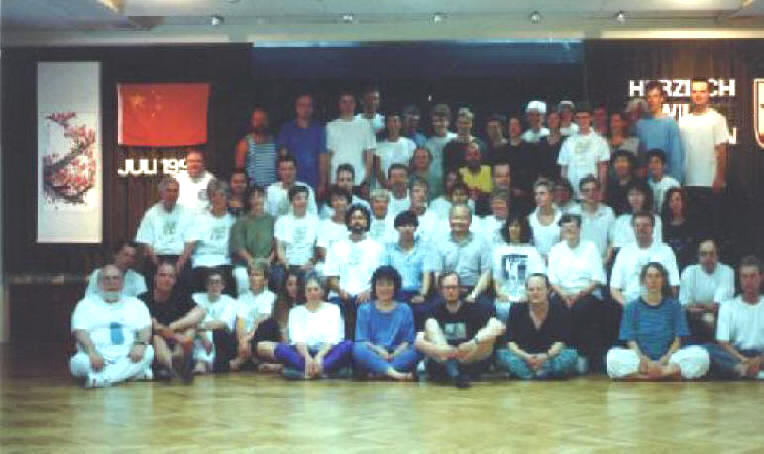 Yang-Jun-Seminar in Hamburg 1994 mit Grovater Yang Zhenduo